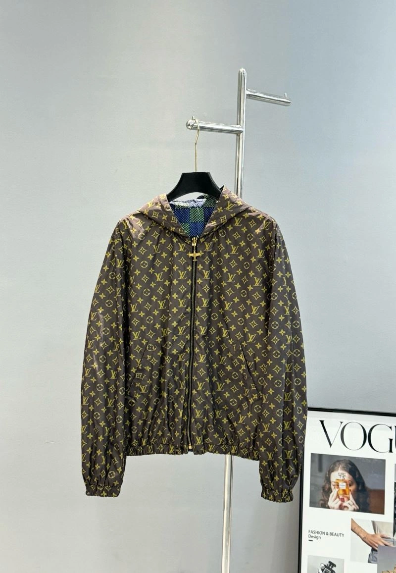 Efficient Louis Vuitton Outwear 136836