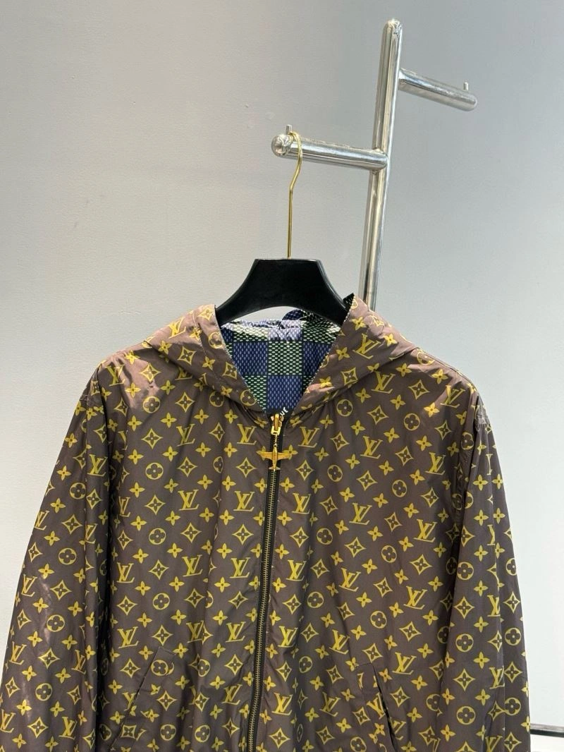 Efficient Louis Vuitton Outwear 136836