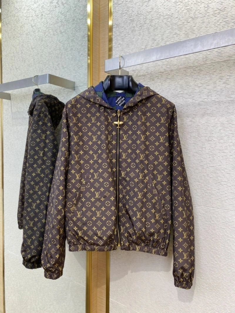QuickDry Louis Vuitton Outwear 136819