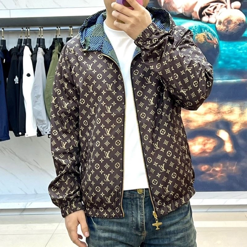 SportInspired Louis Vuitton Outwear 136816