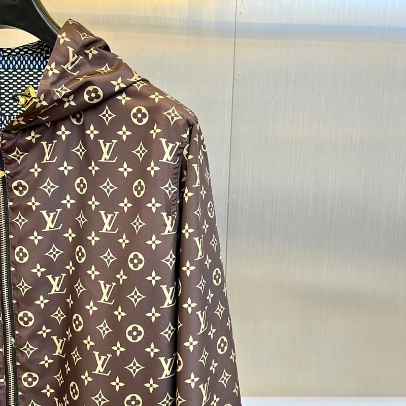 SportInspired Louis Vuitton Outwear 136816