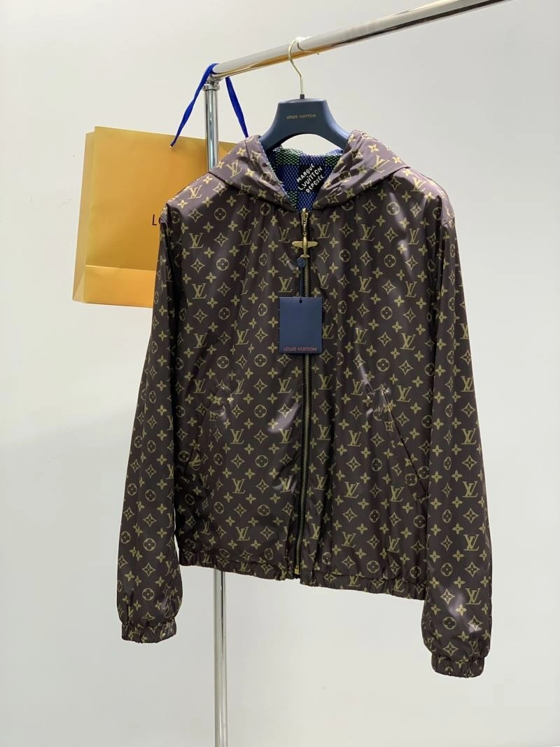 RelaxedFit Louis Vuitton Outwear 136811