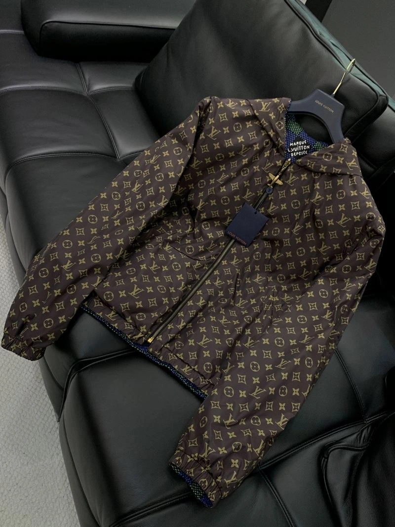RelaxedFit Louis Vuitton Outwear 136811