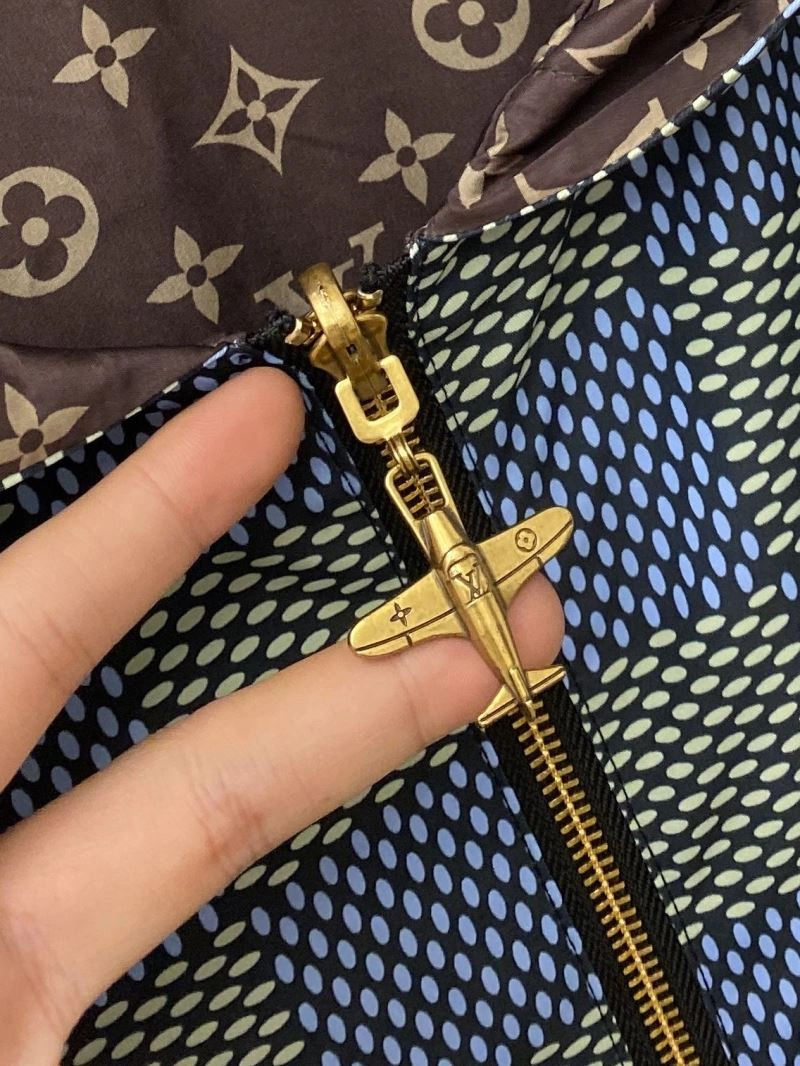 BestValue Louis Vuitton Outwear 136809