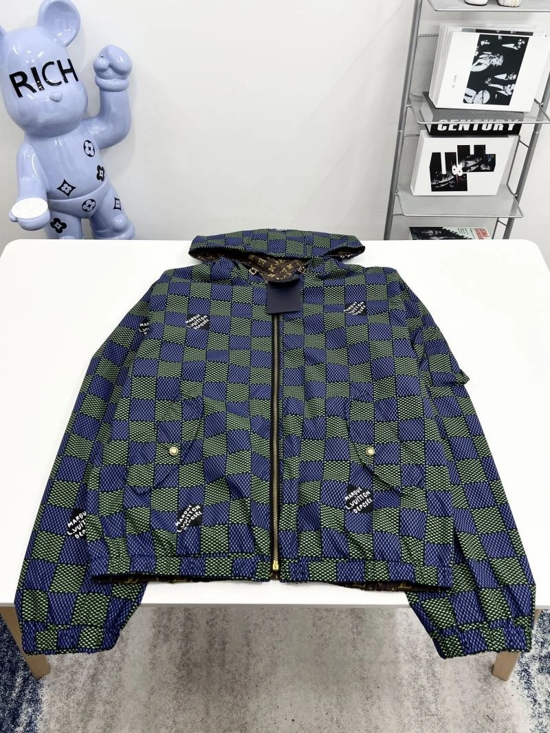 Durable Louis Vuitton Outwear 136805