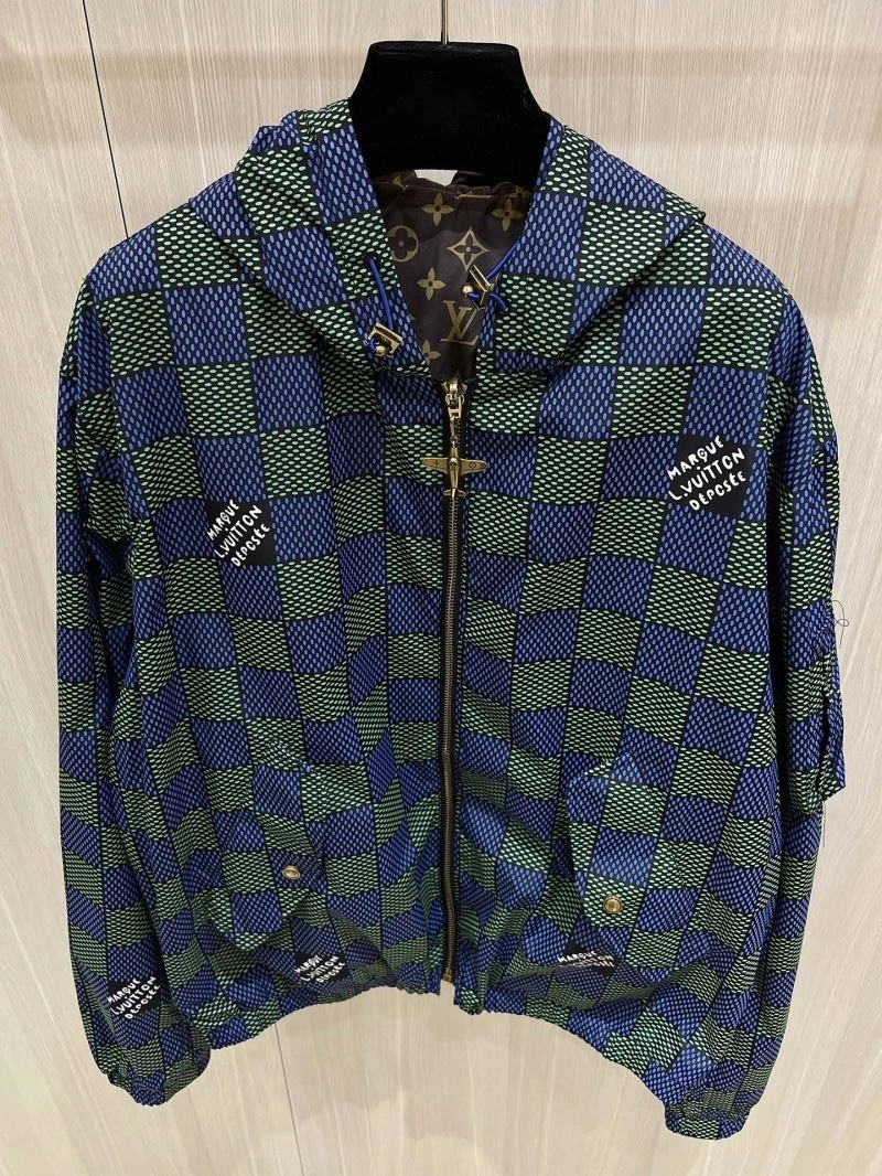 Louis Vuitton Outwear Vibrant 136793