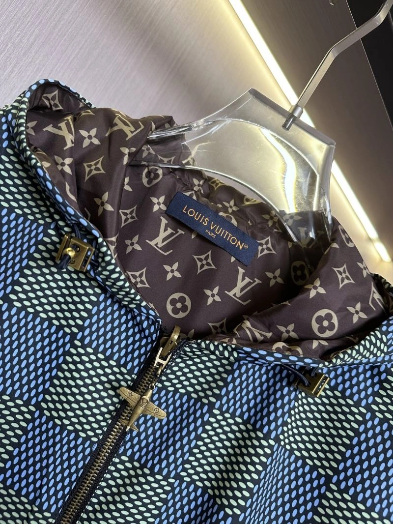 Louis Vuitton Outwear Snug 136799