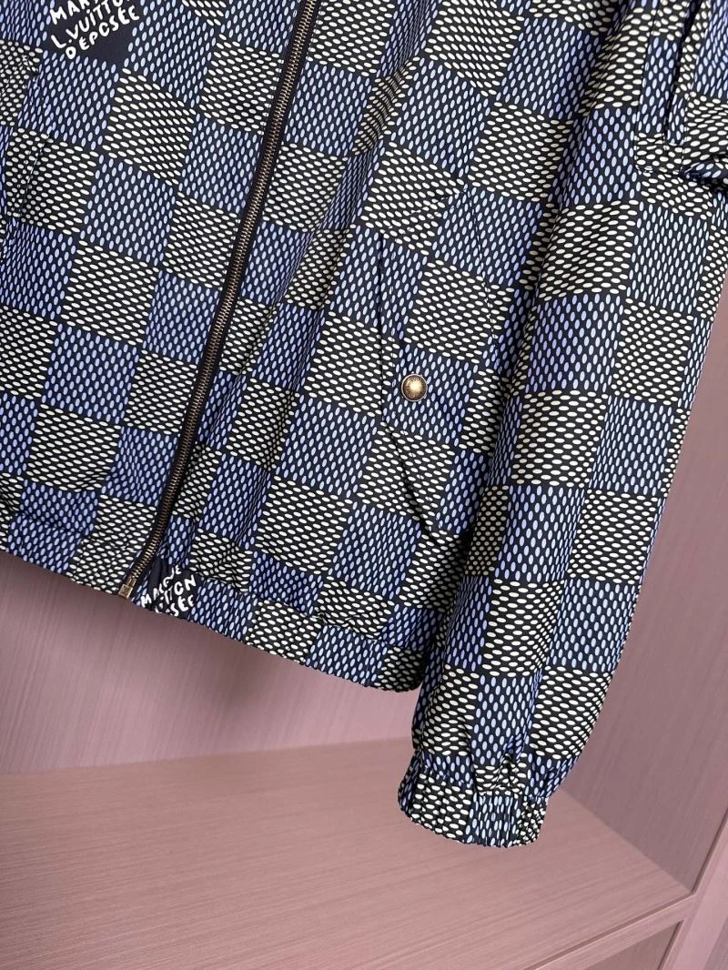 Louis Vuitton Outwear Snug 136799