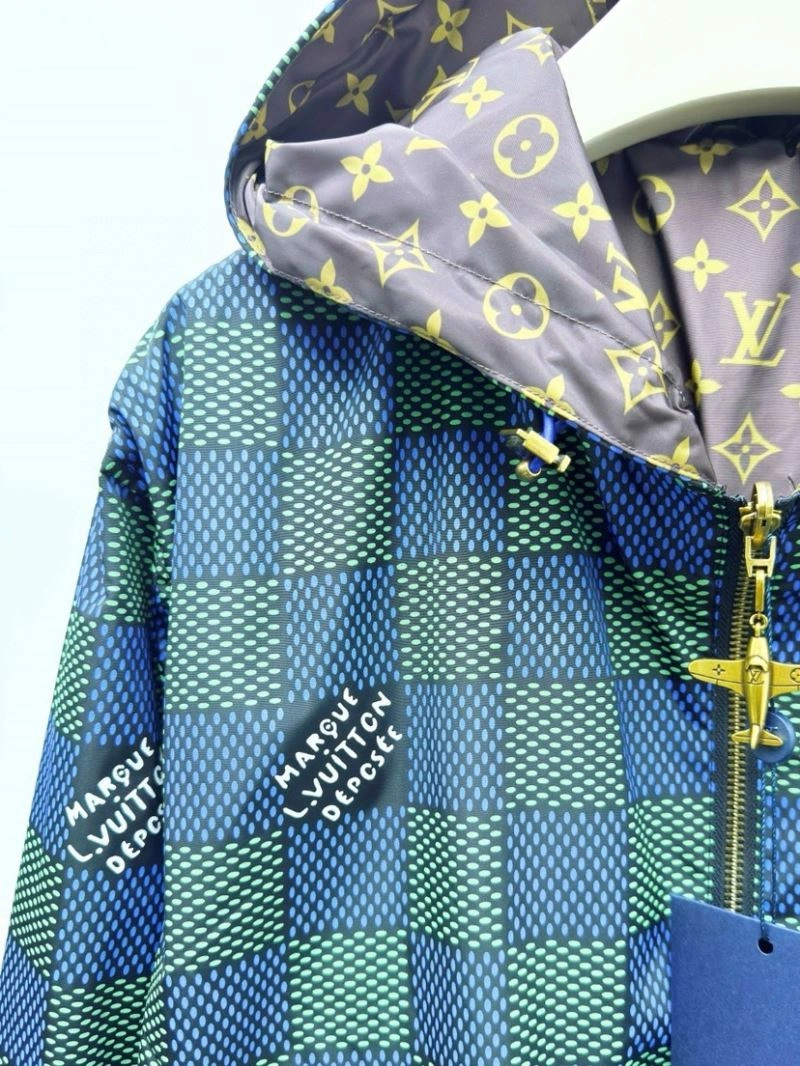 Fashionable Louis Vuitton Outwear 136787