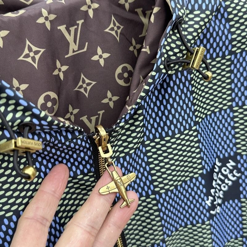 Louis Vuitton Outwear Sophisticated 136789