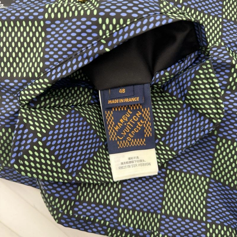 Louis Vuitton Outwear QuickDry 136770