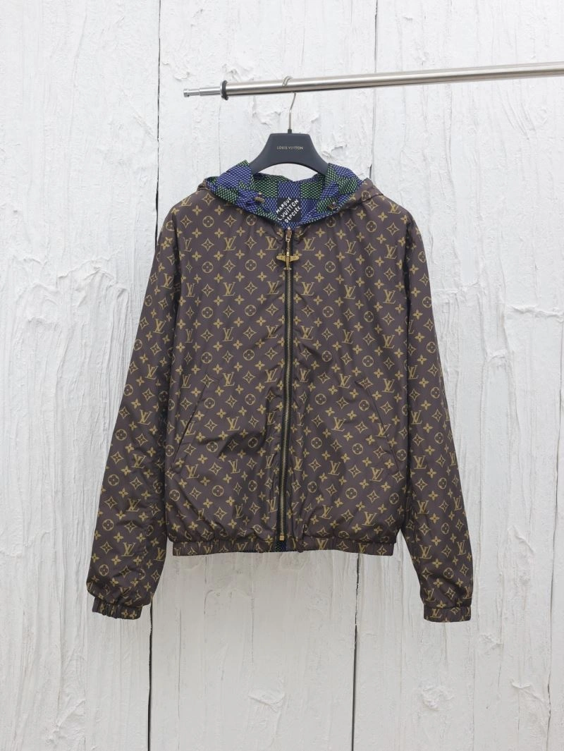 Louis Vuitton Outwear Lightweight 136778