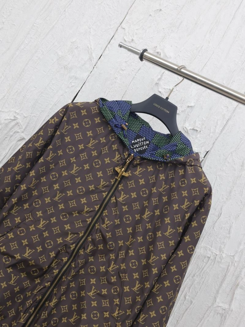 Louis Vuitton Outwear Lightweight 136778