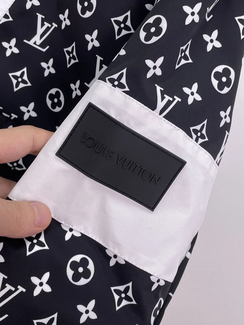 Louis Vuitton Outwear Upgraded 136794