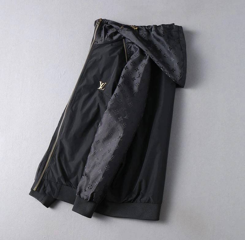 Cozy Louis Vuitton Outwear 136767