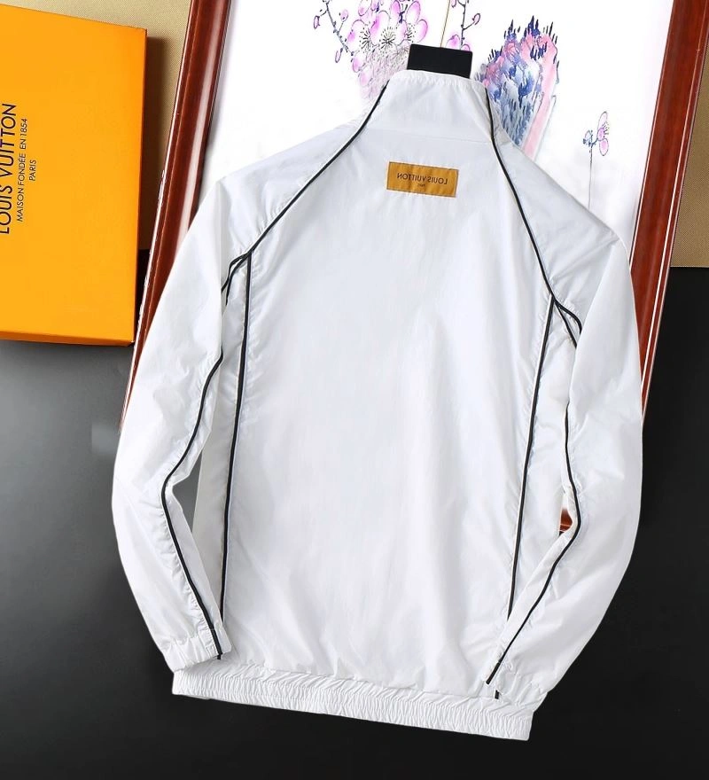 Popular Louis Vuitton Outwear 136765