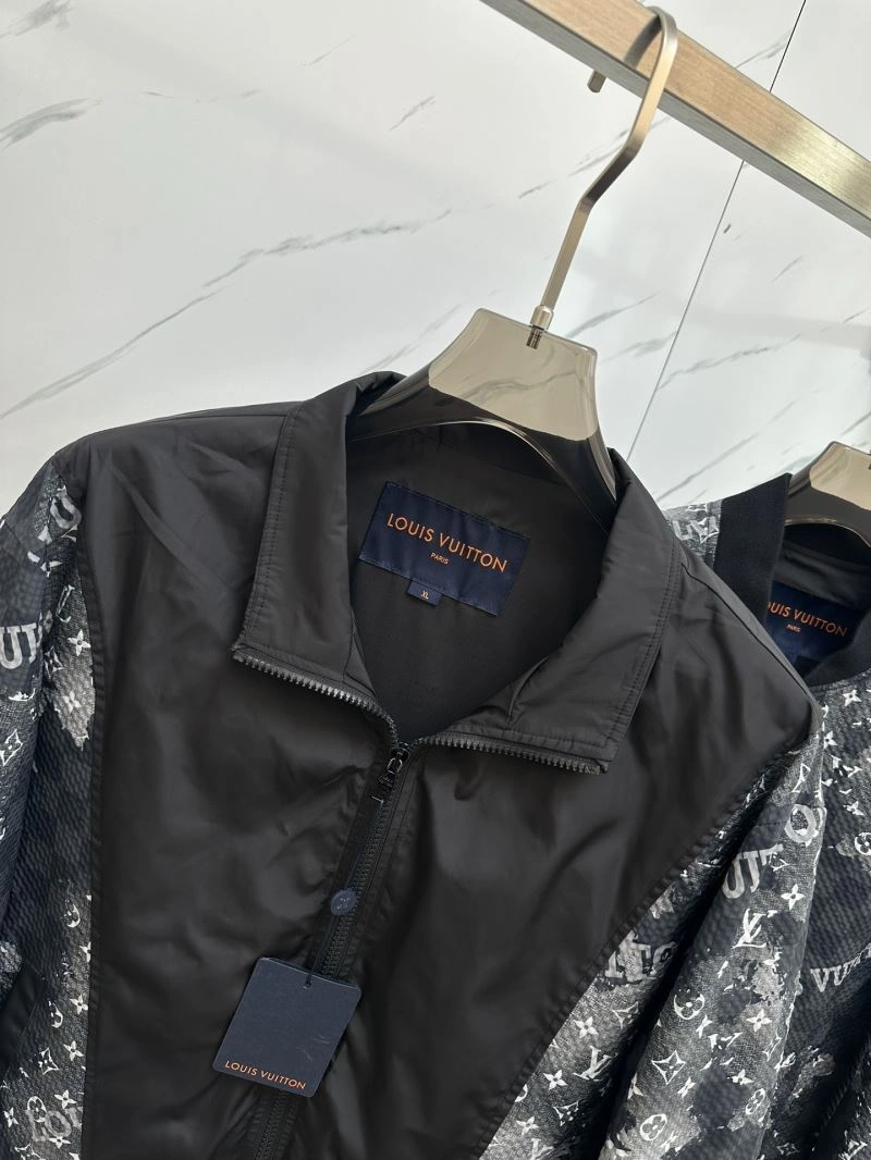 Louis Vuitton Outwear Breathable 136753