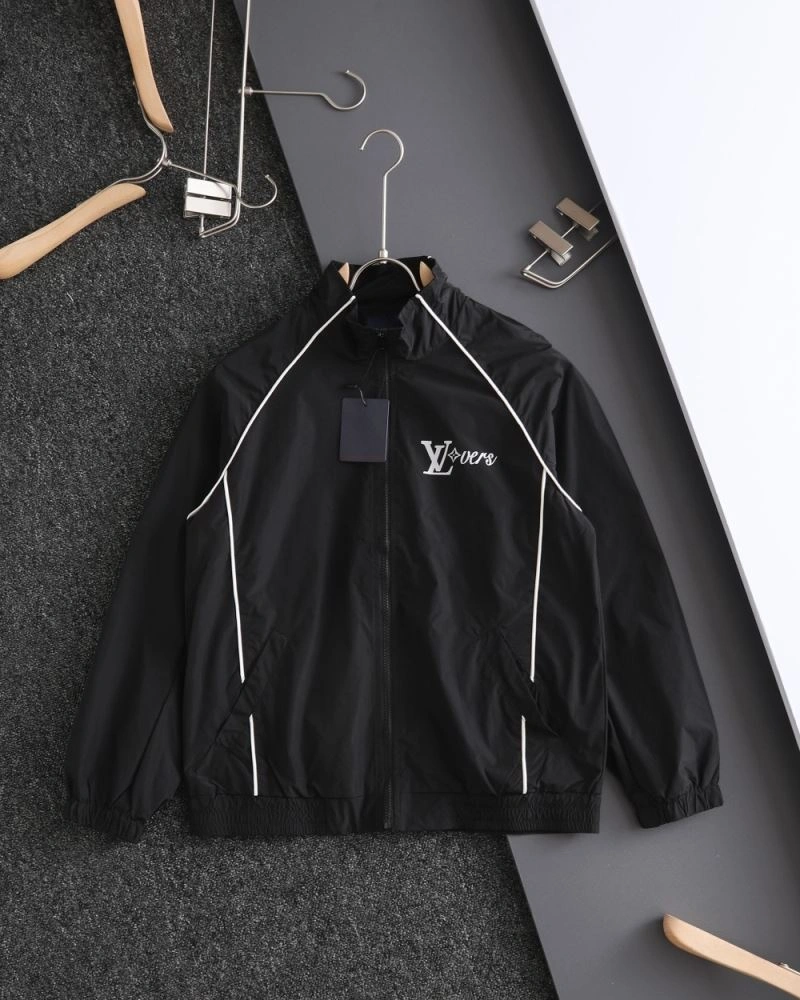 Youthful Louis Vuitton Outwear 136754