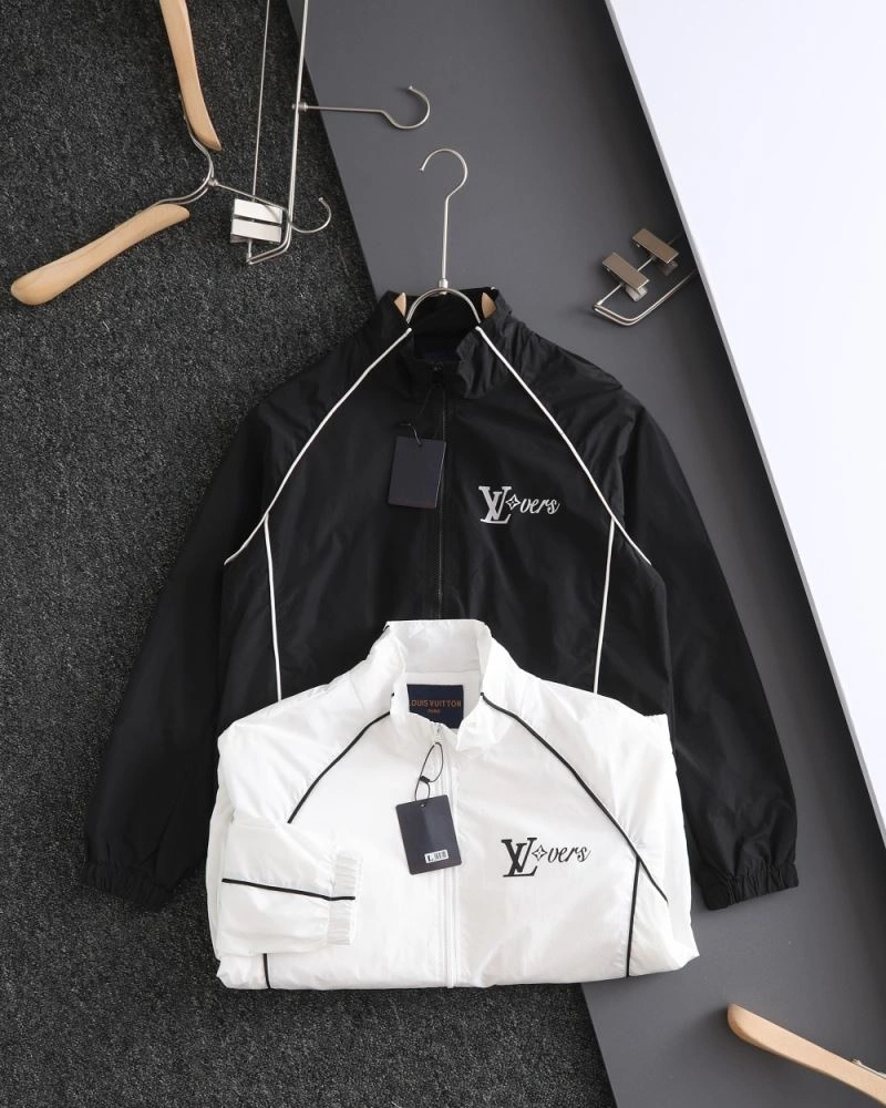 Youthful Louis Vuitton Outwear 136754