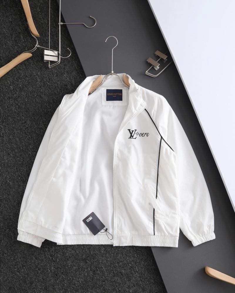 Youthful Louis Vuitton Outwear 136754