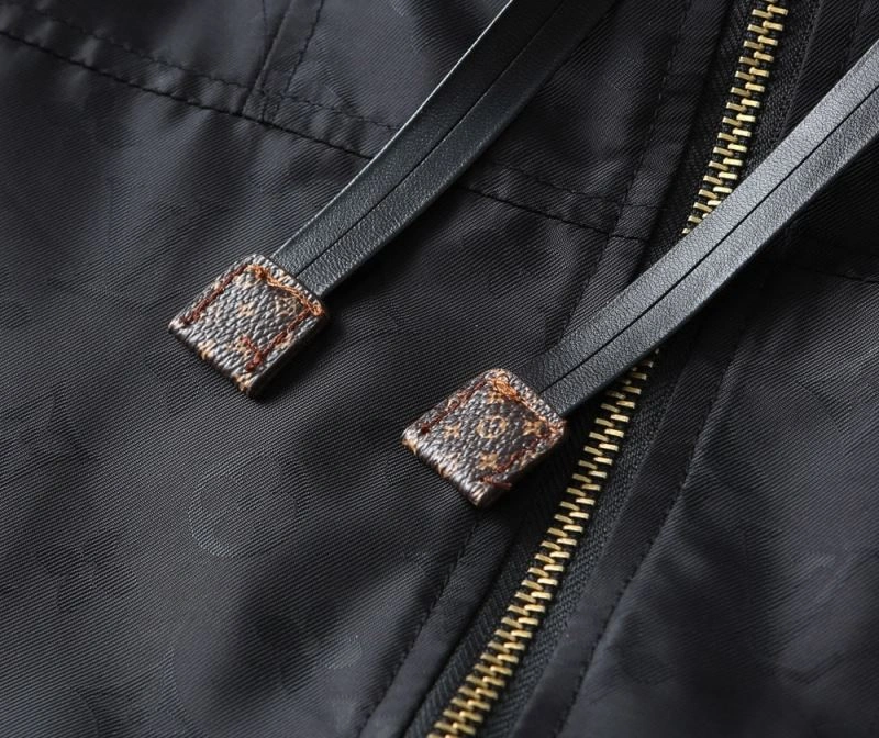 Louis Vuitton Outwear FashionForward 136756