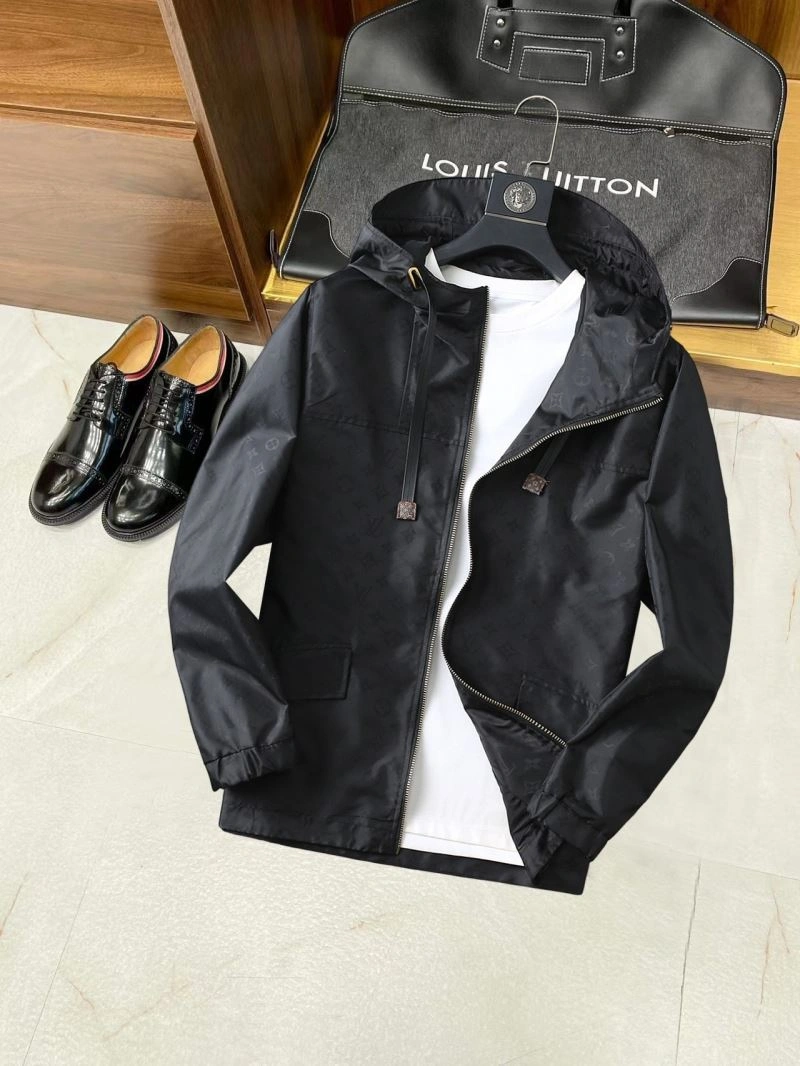 Louis Vuitton Outwear FashionForward 136756