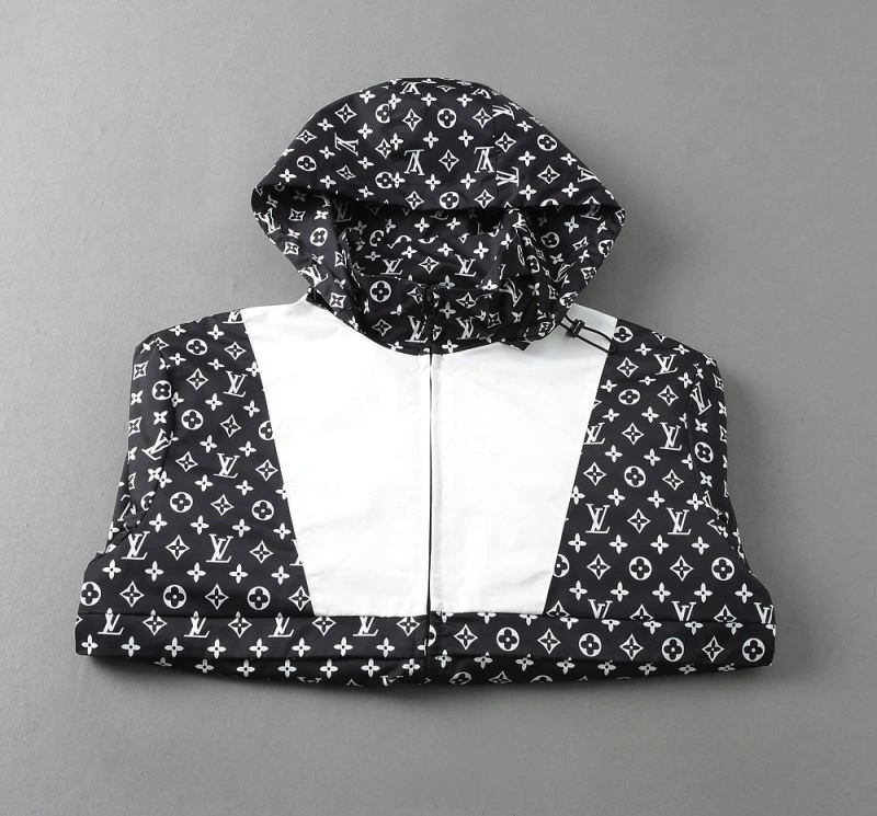 Louis Vuitton Outwear ZipUp 136755