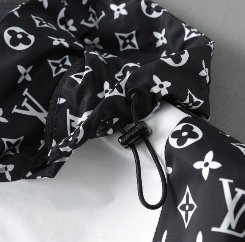 Louis Vuitton Outwear ZipUp 136755
