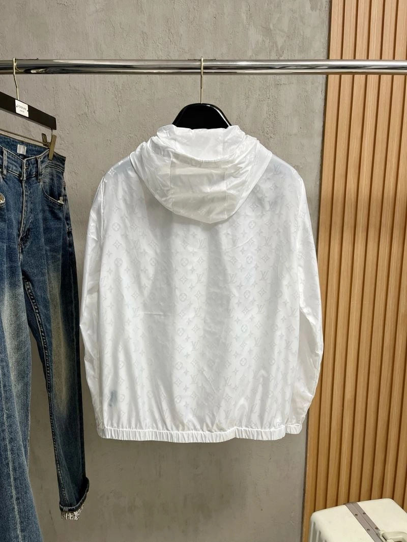 Youthful Louis Vuitton Outwear 136739