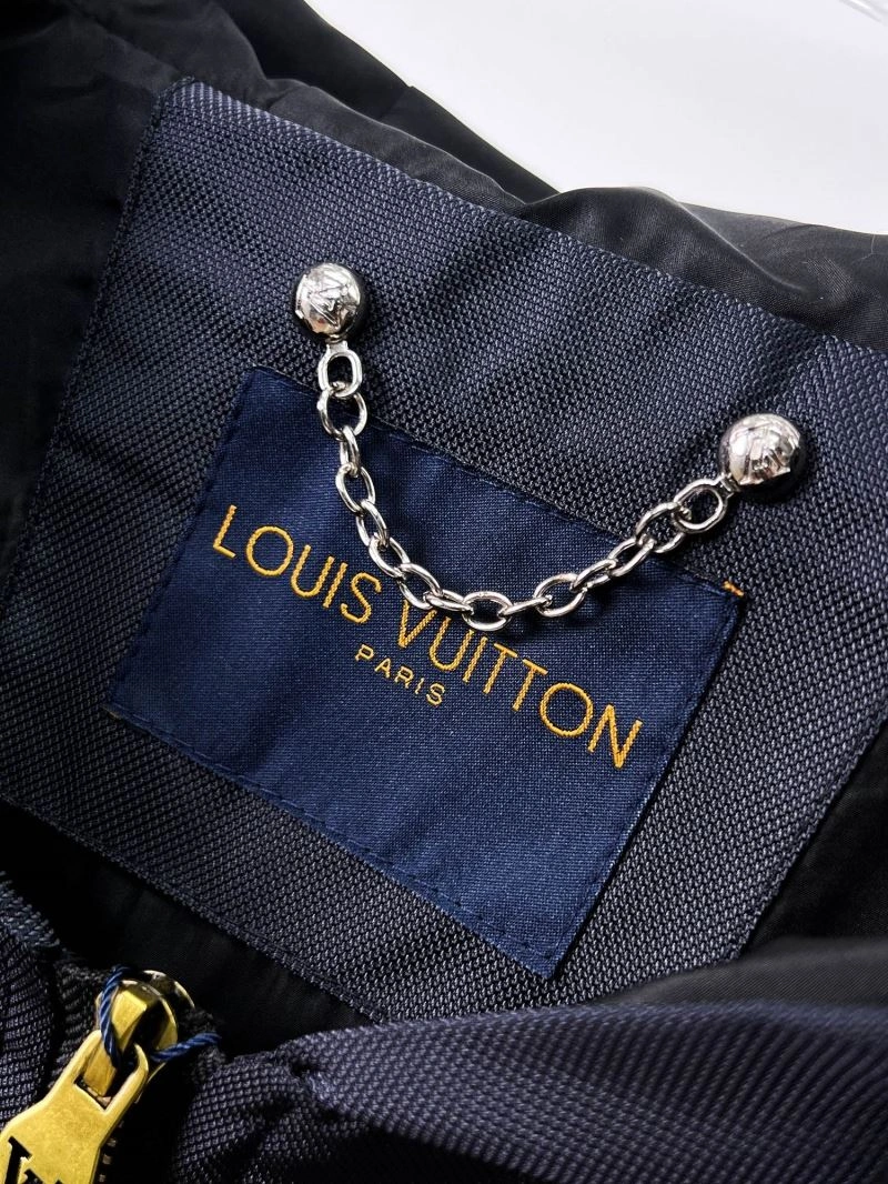 Louis Vuitton Outwear Flexible 136749