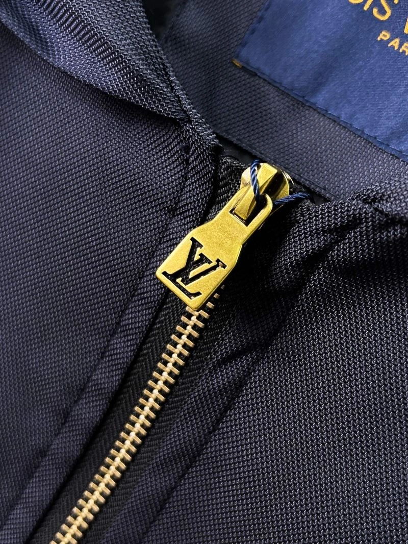 Louis Vuitton Outwear Flexible 136749