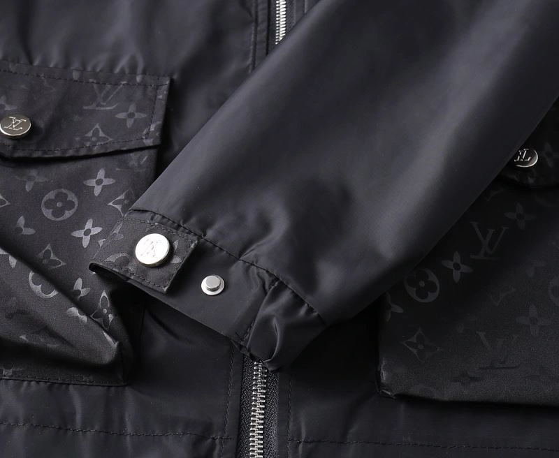 WaterResistant Louis Vuitton Outwear 136743