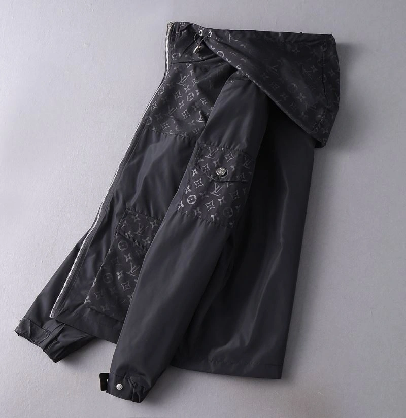 WaterResistant Louis Vuitton Outwear 136743