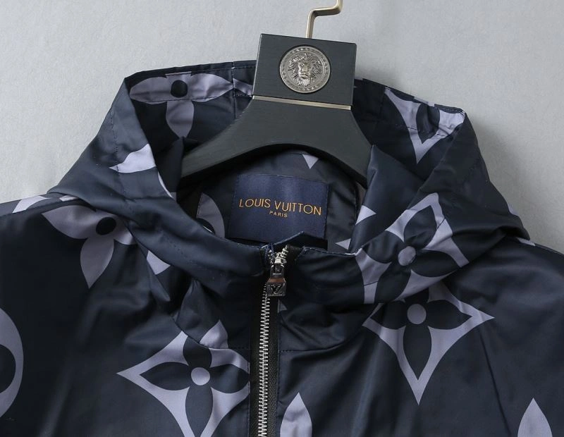 Louis Vuitton Outwear Sustainable 136744