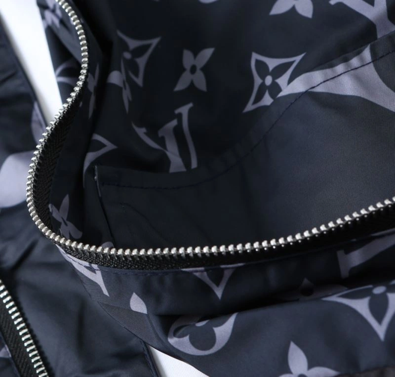 Louis Vuitton Outwear Sustainable 136744