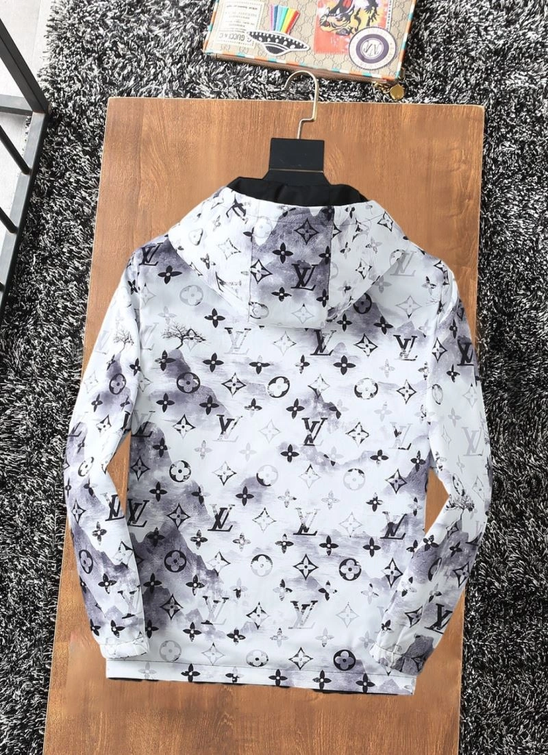 Louis Vuitton Outwear Effortless 136731
