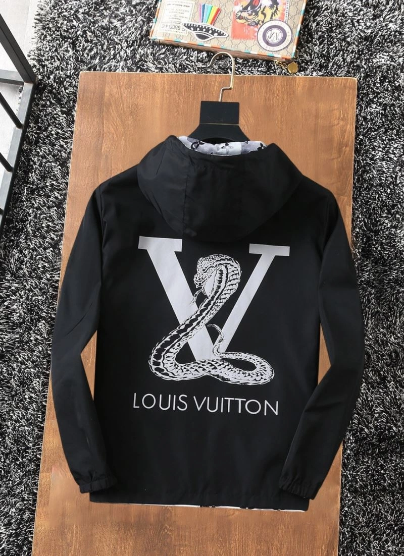 Louis Vuitton Outwear Effortless 136731