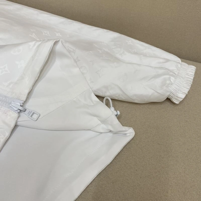 Louis Vuitton Outwear QuickDry 136740