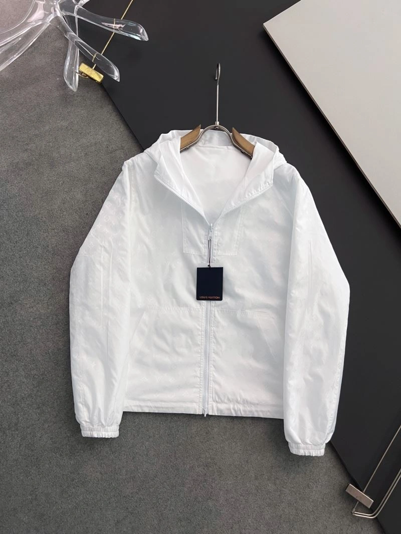 SmartChoice Louis Vuitton Outwear 136750
