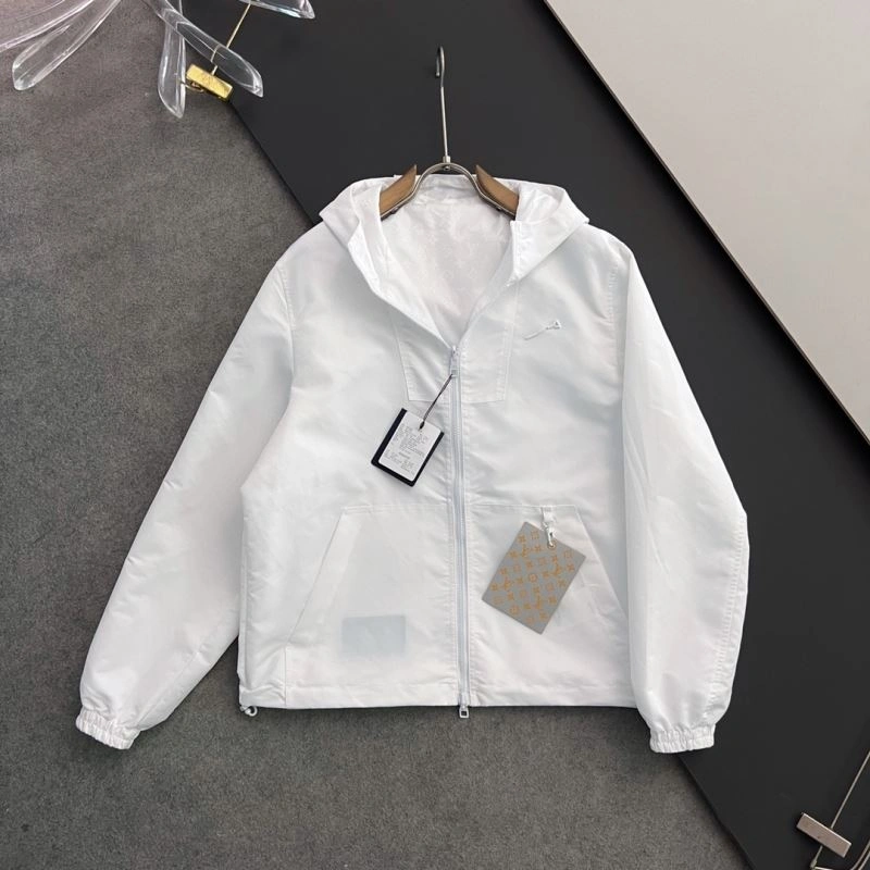 SmartChoice Louis Vuitton Outwear 136750