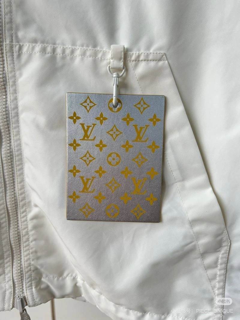 Louis Vuitton Outwear Timeless 136729