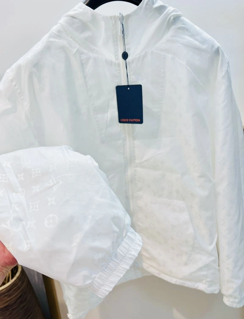 Louis Vuitton Outwear Premium 136723