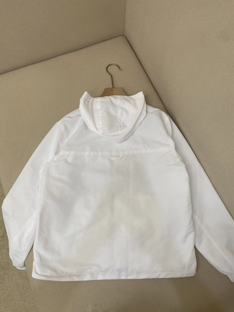 Louis Vuitton Outwear Classic 136724