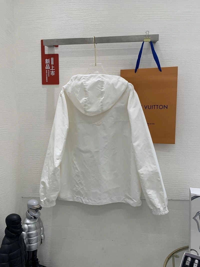 Louis Vuitton Outwear Contemporary 136722
