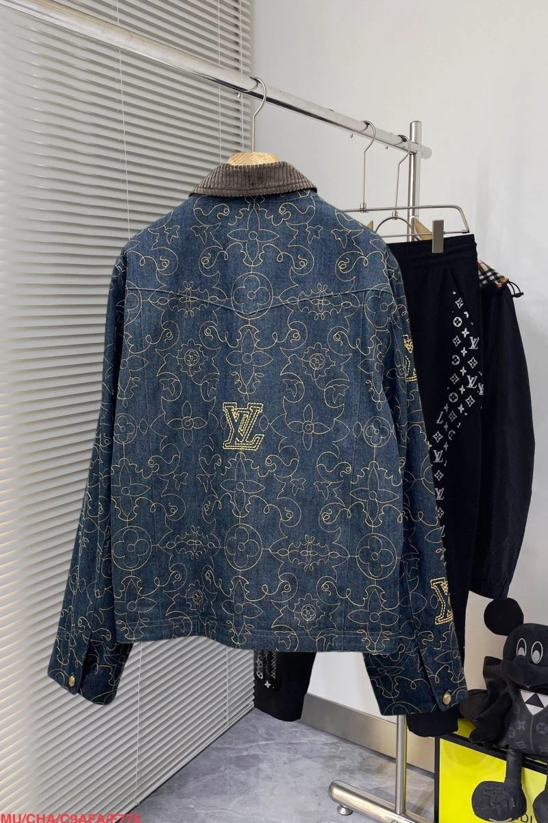 Louis Vuitton Outwear FlexibleFit 136720