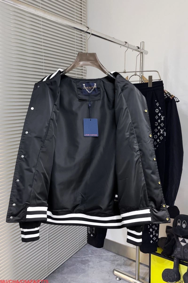 Louis Vuitton Outwear DailyWear 136714