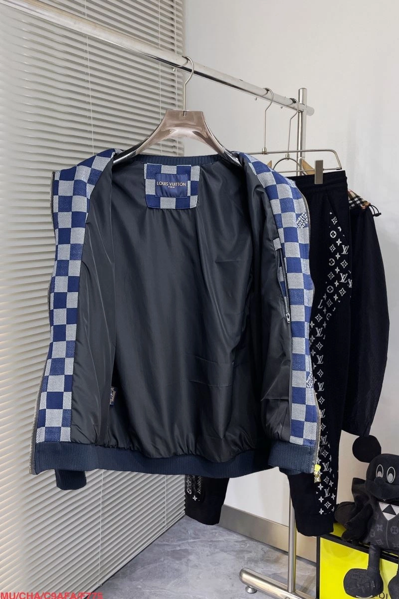 UrbanChic Louis Vuitton Outwear 136713