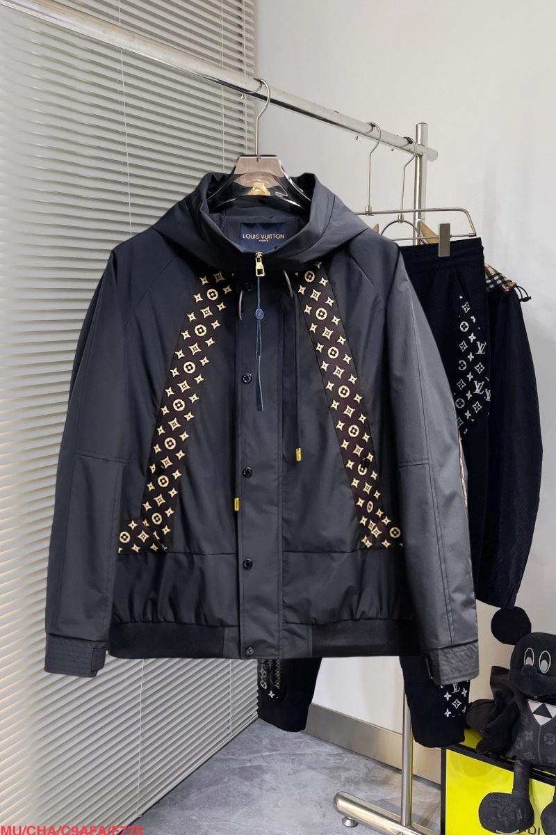 Reliable Louis Vuitton Outwear 136711