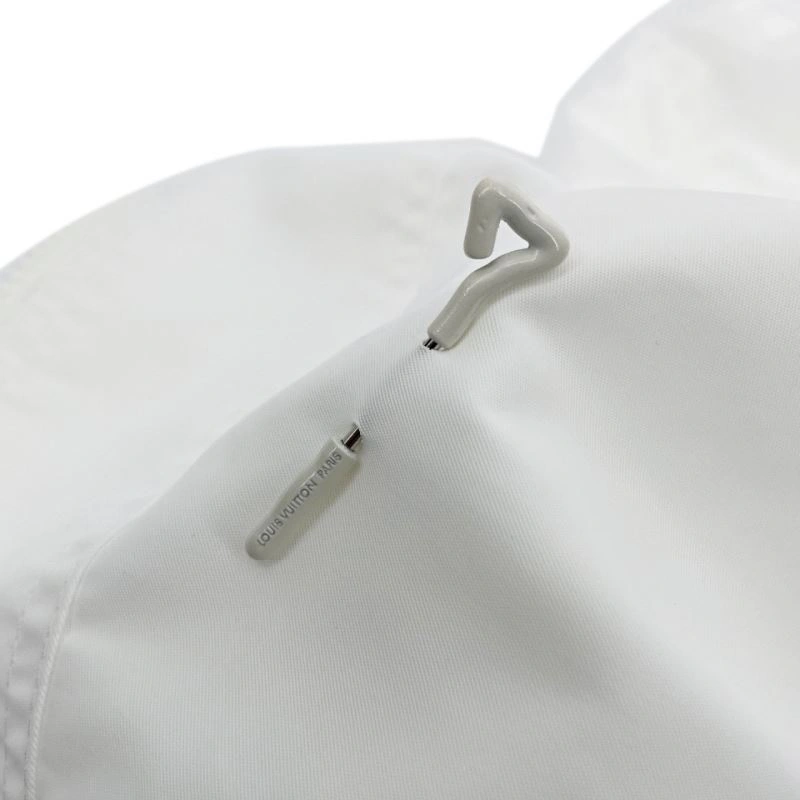WrinkleFree Louis Vuitton Outwear 136690