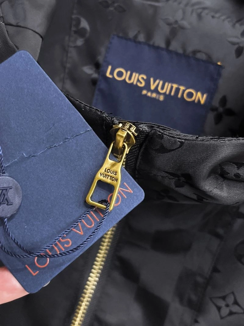 Louis Vuitton Outwear Soft 136692